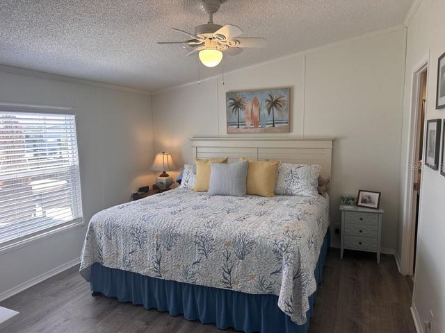 122 W SAINT ANNES CIRCLE, Apollo Beach, FL 33572