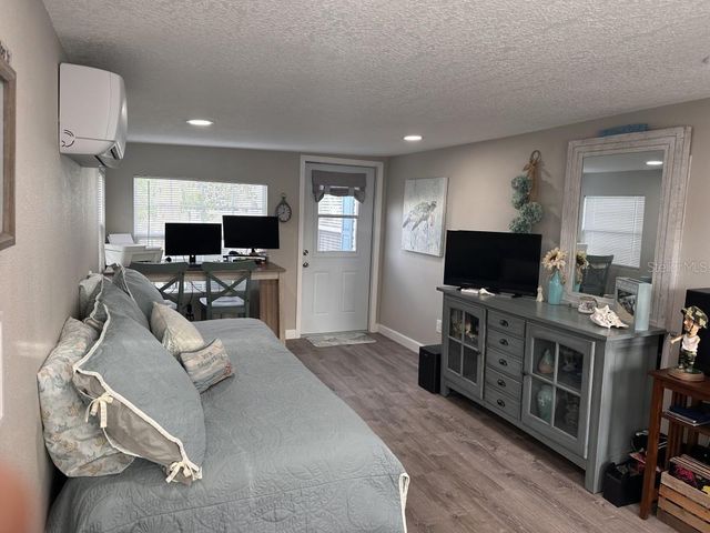 122 W SAINT ANNES CIRCLE, Apollo Beach, FL 33572