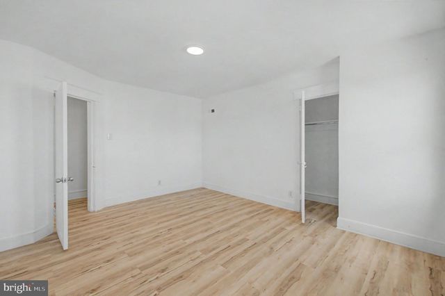5262 E ROOSEVELT BLVD, Philadelphia, PA 19124