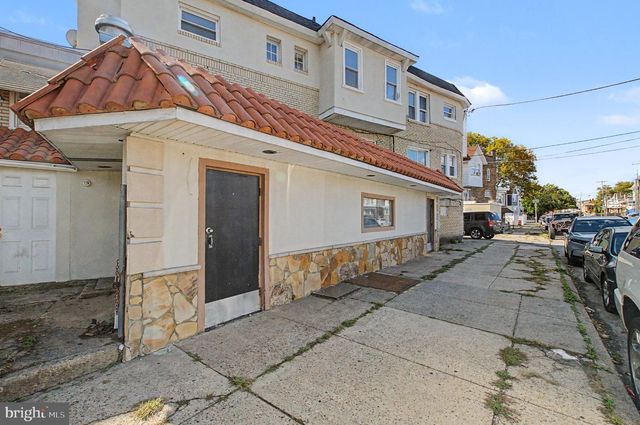 5262 E ROOSEVELT BLVD, Philadelphia, PA 19124