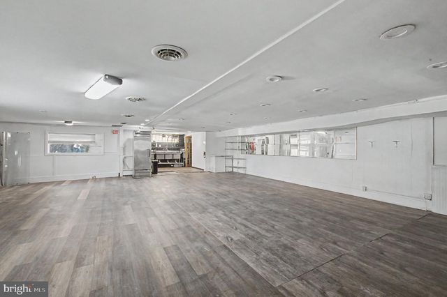 5262 E ROOSEVELT BLVD, Philadelphia, PA 19124