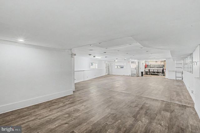 5262 E ROOSEVELT BLVD, Philadelphia, PA 19124