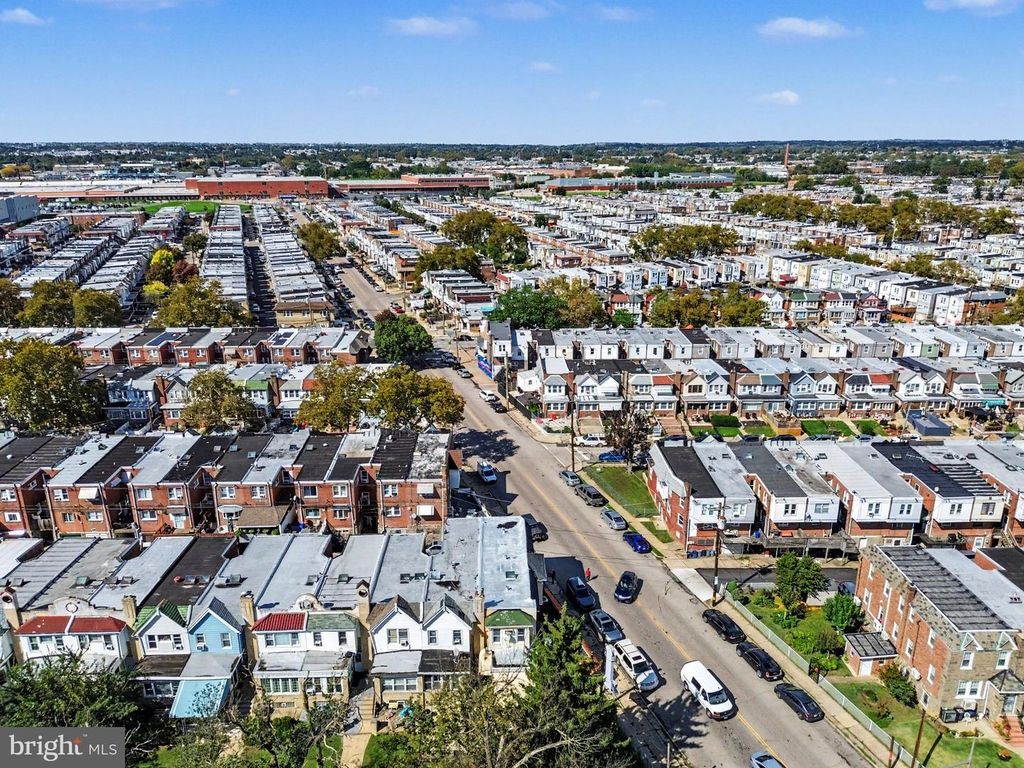 5262 E ROOSEVELT BLVD, Philadelphia, PA 19124