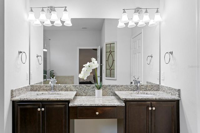 19406 BUTTERWOOD LANE, Lutz, FL 33558