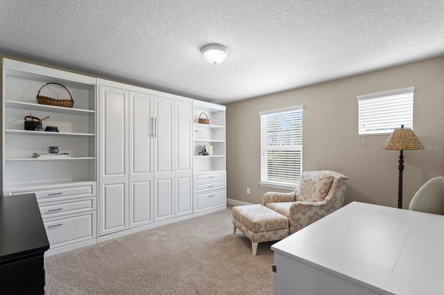 19406 BUTTERWOOD LANE, Lutz, FL 33558
