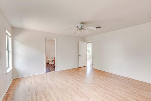 191 Beech DR, Kyle, TX 78640