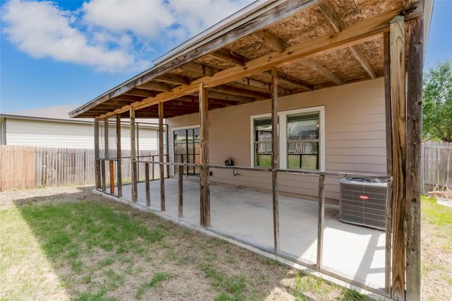 191 Beech DR, Kyle, TX 78640