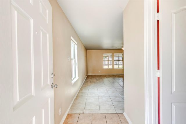 191 Beech DR, Kyle, TX 78640