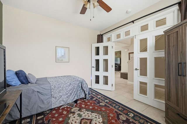 9532 Moss Hill Way, Sacramento, CA 95829