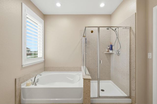 9532 Moss Hill Way, Sacramento, CA 95829