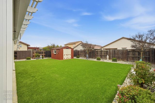 9532 Moss Hill Way, Sacramento, CA 95829