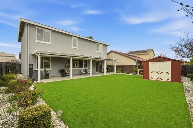 9532 Moss Hill Way, Sacramento, CA 95829