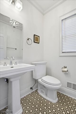 19 Ocean St A, Millburn Twp., NJ 07041