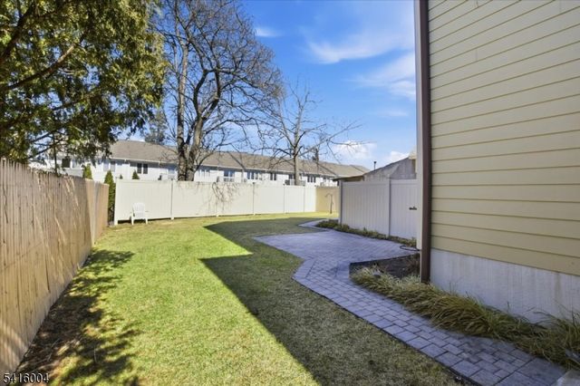 19 Ocean St A, Millburn Twp., NJ 07041