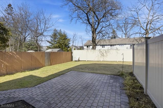 19 Ocean St A, Millburn Twp., NJ 07041