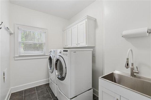 5356 Windsor Green Court SE, Mableton, GA 30126
