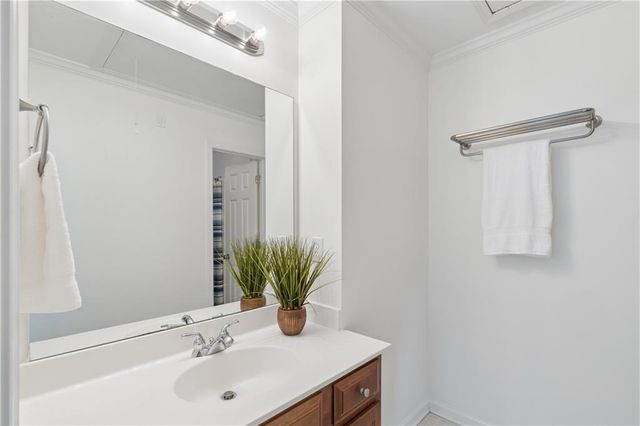 5356 Windsor Green Court SE, Mableton, GA 30126