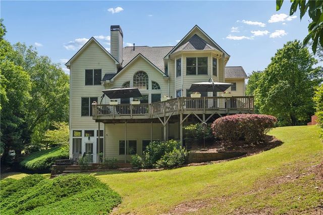 5356 Windsor Green Court SE, Mableton, GA 30126