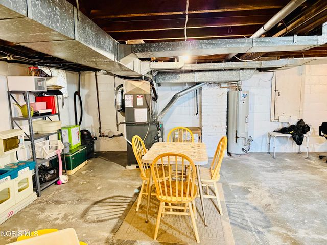 752 Hampton Avenue, Toledo, OH 43609