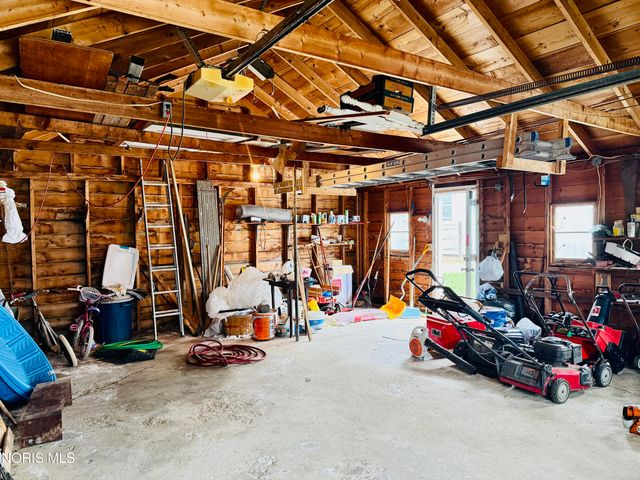 752 Hampton Avenue, Toledo, OH 43609