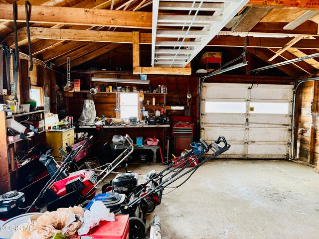 752 Hampton Avenue, Toledo, OH 43609