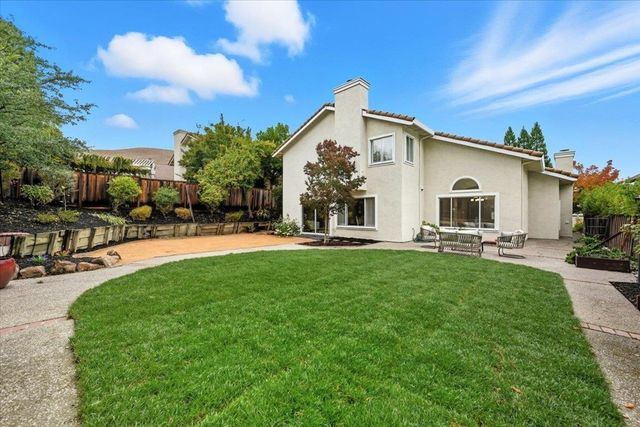 234 Laurelglen Ct, Danville, CA 94506