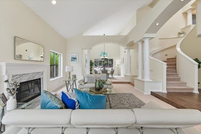 234 Laurelglen Ct, Danville, CA 94506