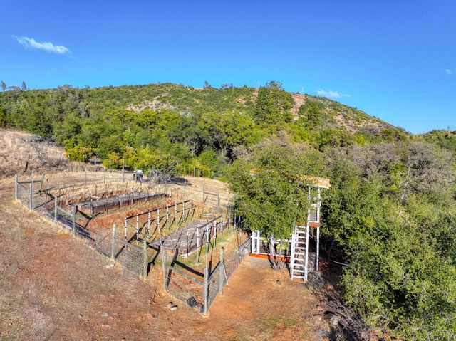 12991 Lake Francis Ext Rd, Dobbins, CA 95935