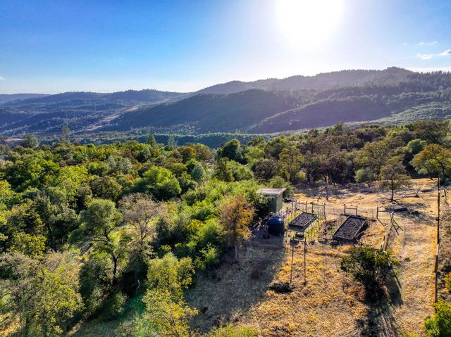 12991 Lake Francis Ext Rd, Dobbins, CA 95935