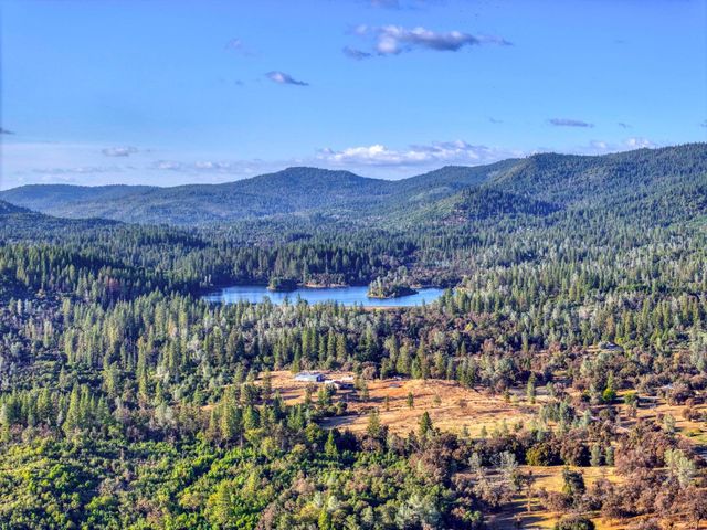 12991 Lake Francis Ext Rd, Dobbins, CA 95935