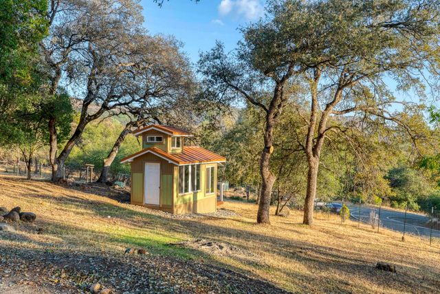 12991 Lake Francis Ext Rd, Dobbins, CA 95935