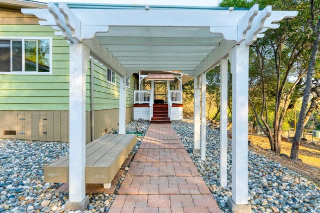 12991 Lake Francis Ext Rd, Dobbins, CA 95935