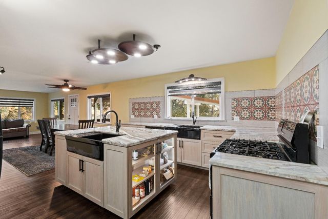 12991 Lake Francis Ext Rd, Dobbins, CA 95935