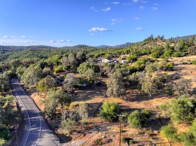 12991 Lake Francis Ext Rd, Dobbins, CA 95935