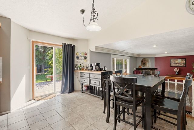 4417 E Woodglen Rd, Mead, WA 99021