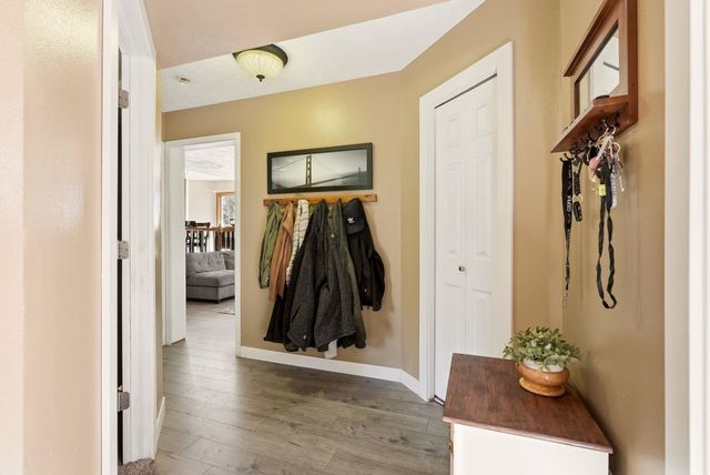 4417 E Woodglen Rd, Mead, WA 99021