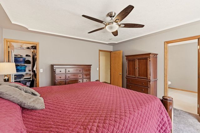 4417 E Woodglen Rd, Mead, WA 99021