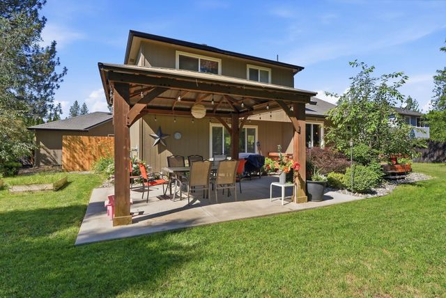 4417 E Woodglen Rd, Mead, WA 99021