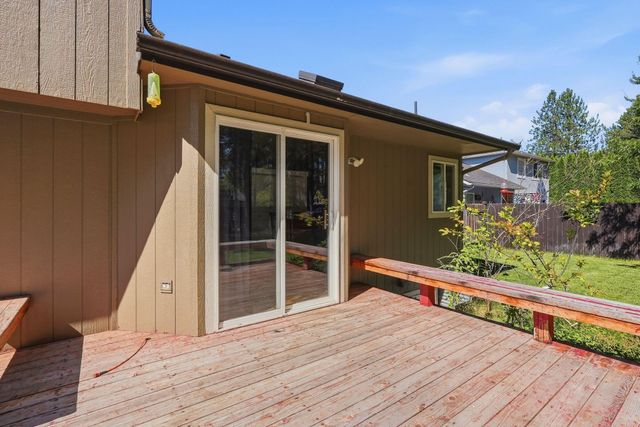 4417 E Woodglen Rd, Mead, WA 99021