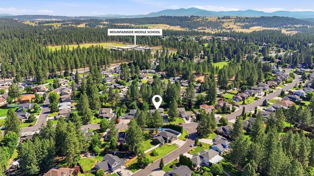 4417 E Woodglen Rd, Mead, WA 99021