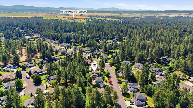 4417 E Woodglen Rd, Mead, WA 99021