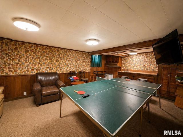 806 FONDULAC Drive, East Peoria, IL 61611