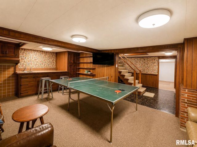 806 FONDULAC Drive, East Peoria, IL 61611