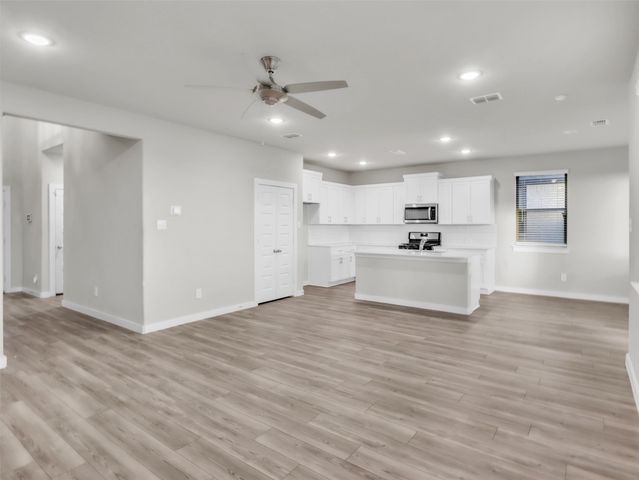 2214 Spring Side Drive, Royse City, TX 75189