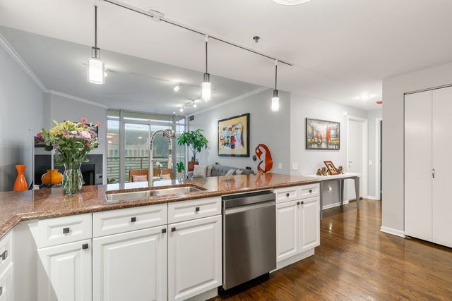 1515 S Prairie Avenue 811, Chicago, IL 60605