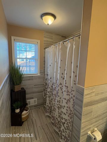 650 Chelsea Street, Forked River, NJ 08731