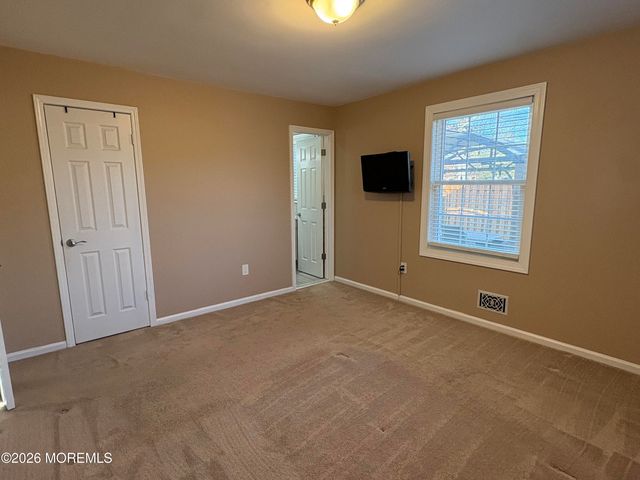 650 Chelsea Street, Forked River, NJ 08731