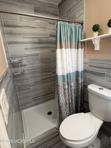 650 Chelsea Street, Forked River, NJ 08731