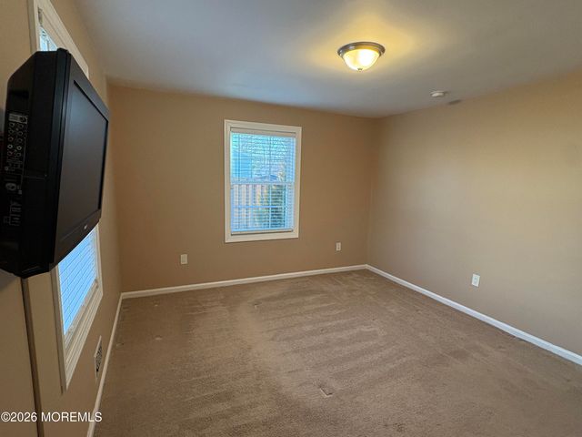 650 Chelsea Street, Forked River, NJ 08731