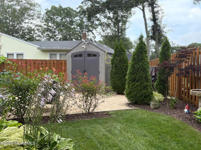 650 Chelsea Street, Forked River, NJ 08731